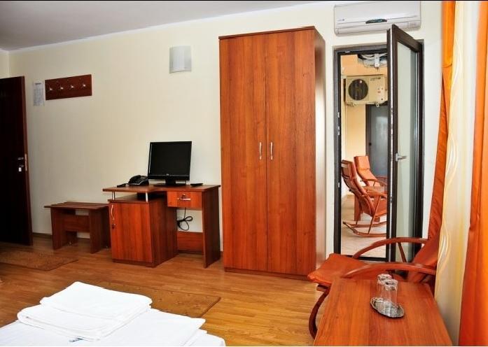 Jrb Hotel Doctor Petru Groza エクステリア 写真